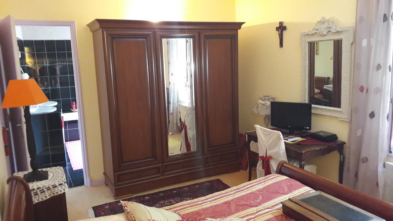 La Vigne Vierge Bed & Breakfast Castillon-en-Couserans Dış mekan fotoğraf